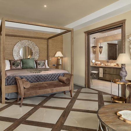 Royal River, Luxury Hotel - Adults Only 阿德耶 外观 照片